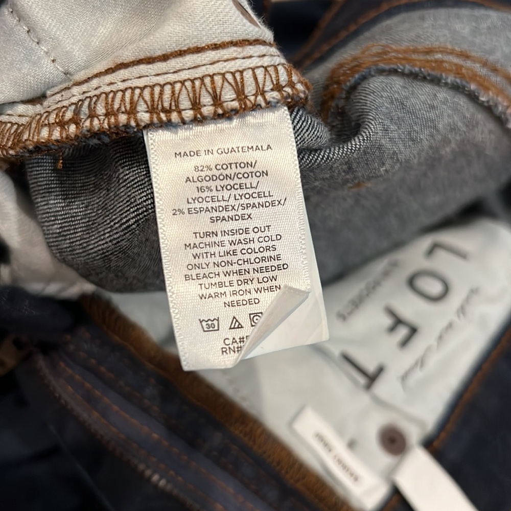 NWOT Loft Skinny Crop - Picture 5 of 7